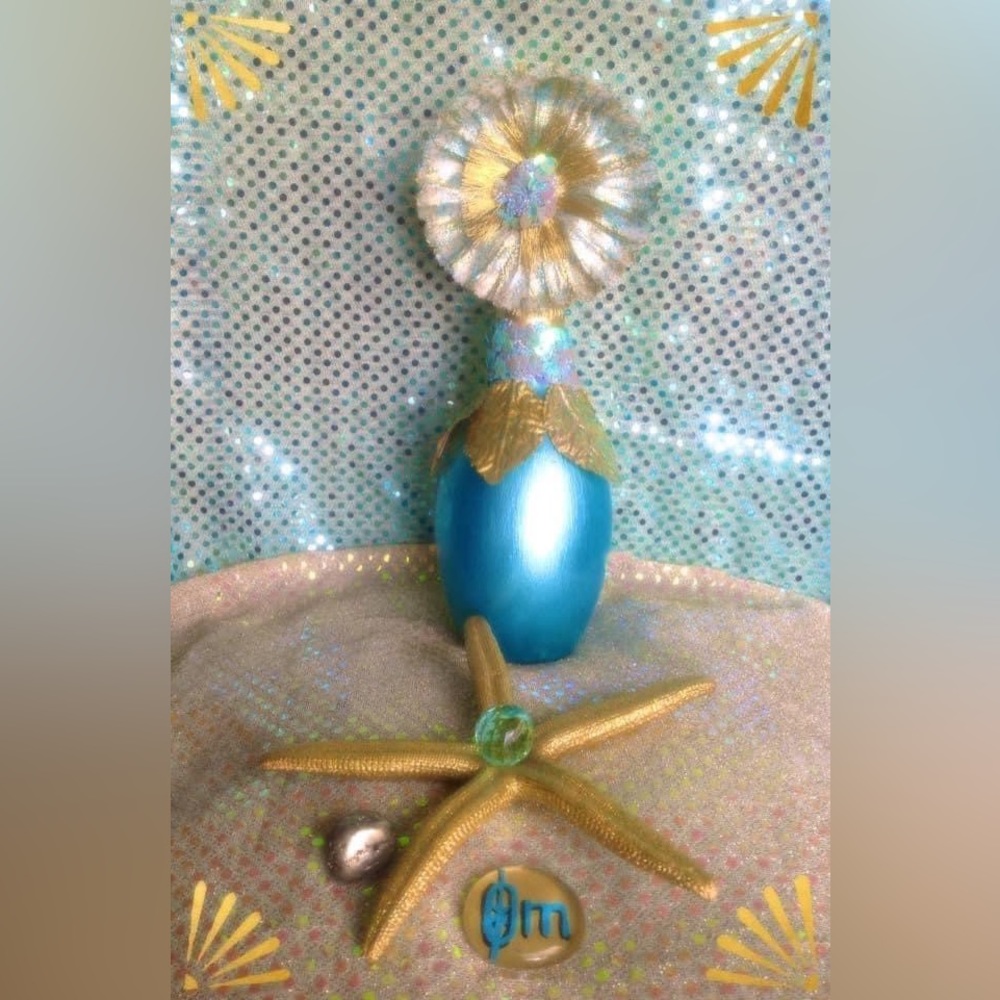 Hand Crafted Ocean Flower Treasure Gypsy Bottle Table Centerpiece Host Pick - Picture 2 of 7